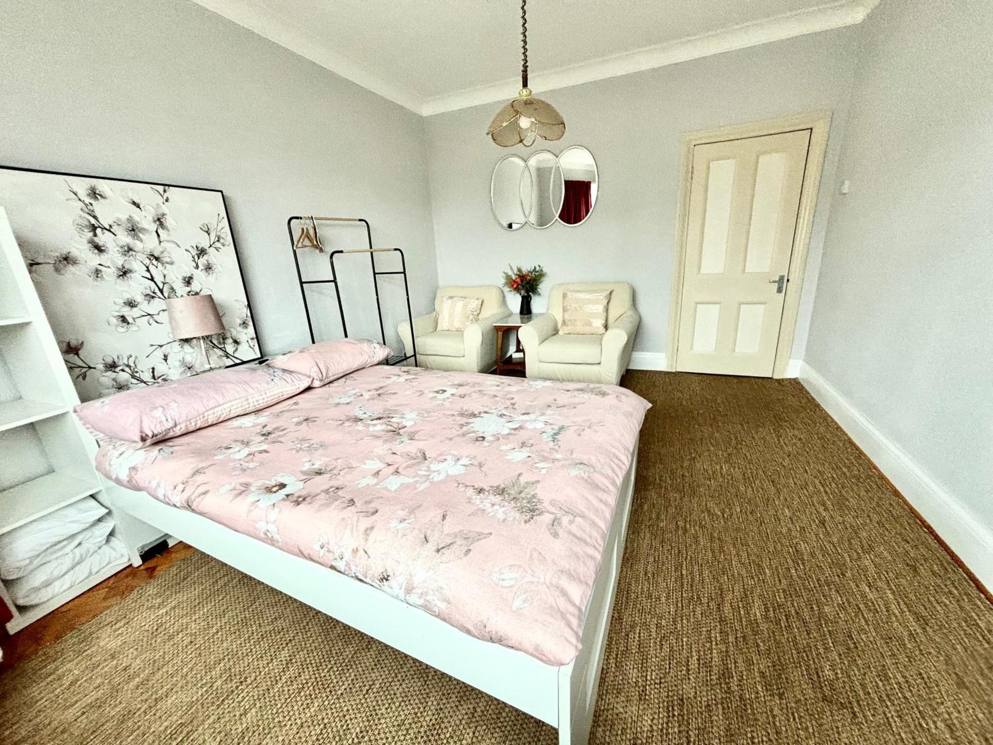 Winton House Homestay